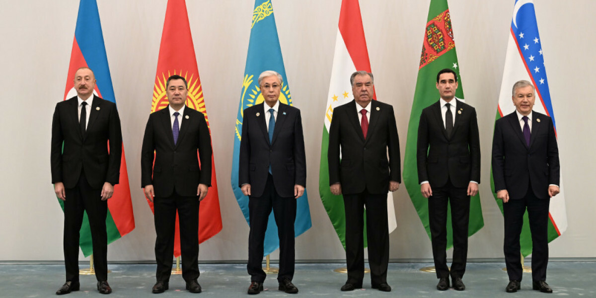 Azerbaijan- Central Asia: on the edge of new macro region 