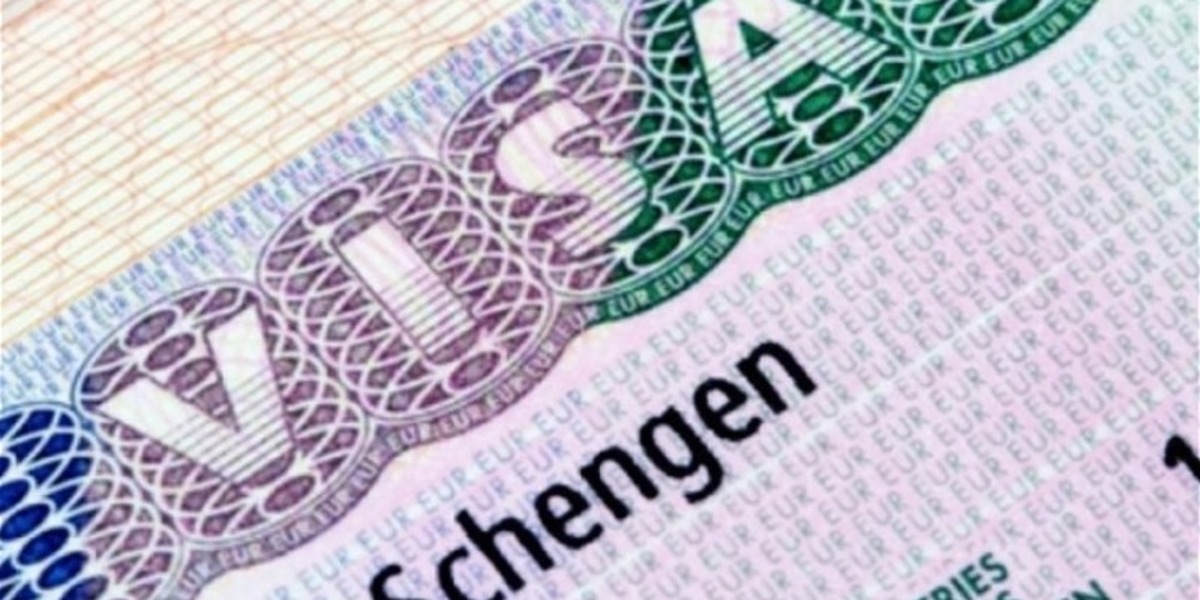 Узбекистан и ЕС начали консультации по упрощению визового режима